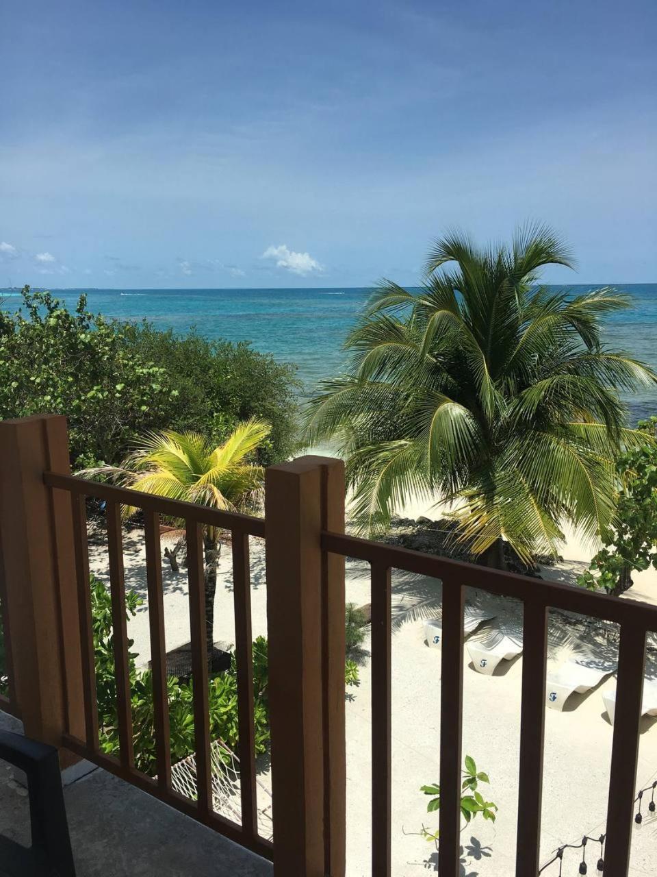 The Sunset Hotel Dhiffushi
